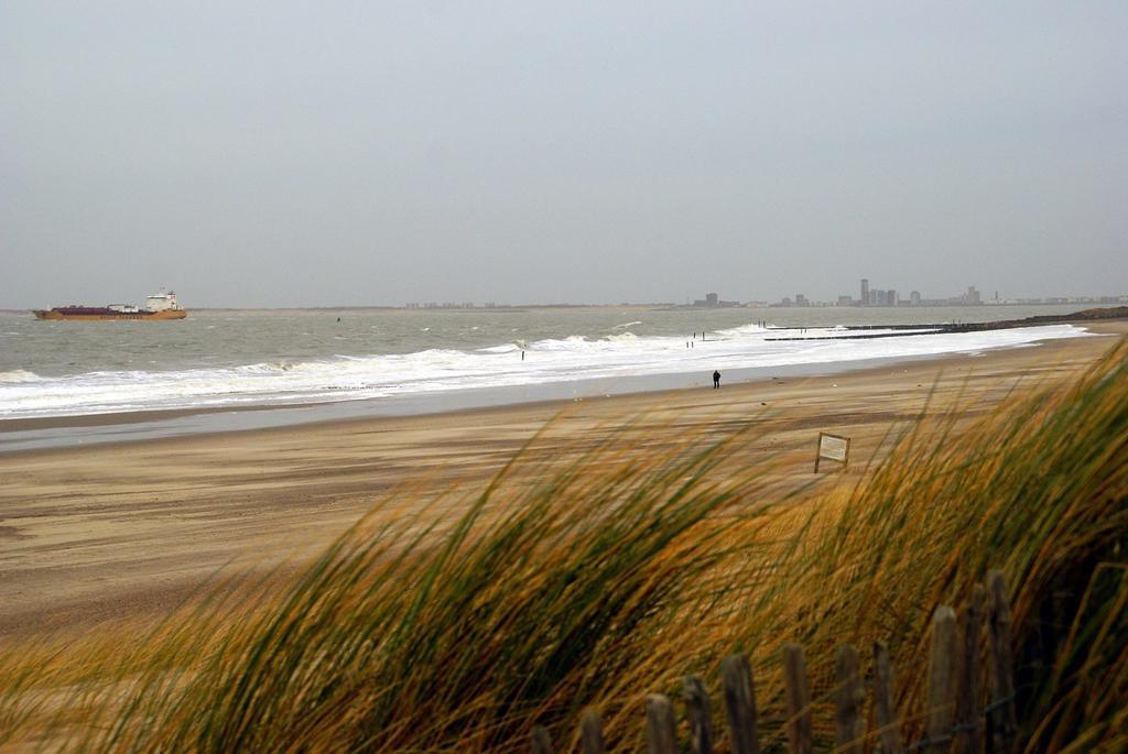 Appartement De Graanzolder Aan Zeeuwse Kust Hoofdplaat Extérieur photo